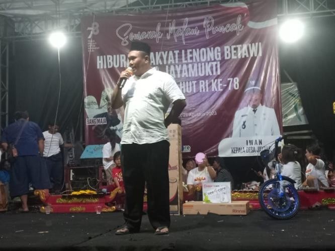 Memperingati HUT Kemerdekaan RI ke78, Desa Jayamukti Adakan Hiburan Lenong Betawi 2