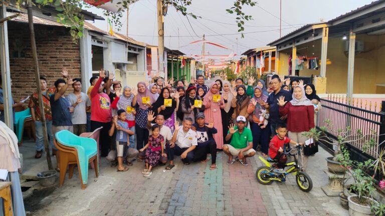 Sosialisasi Rekson Silaban Caleg No.5 untuk DPR Partai GolKar di Cikampek