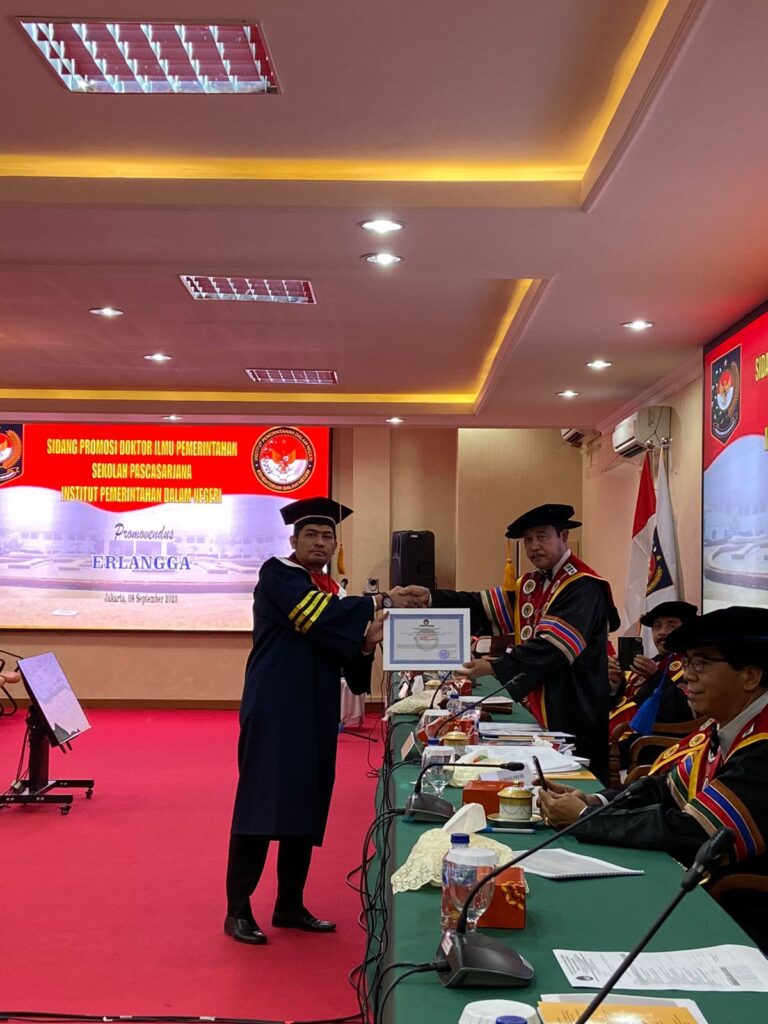 Dr. Erlangga, S.STP. M.Ec. Dev. 3