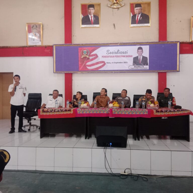 Muhlis Anggota Dewan DPRD Provinsi Banten bersama Ketua Karang Taruna Kecamatan Curug, Sosialisasikan Perda dan Wawasan Kebangsaan 1