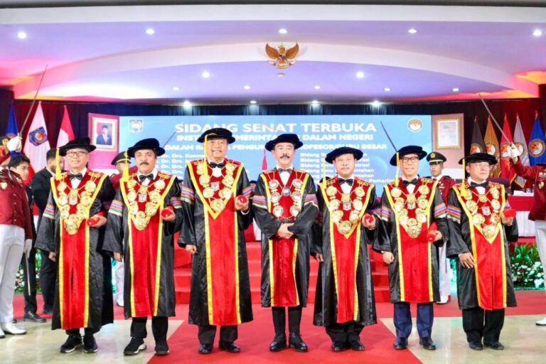 Prof. Dr. Drs. H. Hadi Prabowo., M.M., Rektor IPDN 3