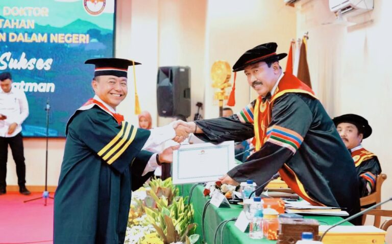 Dr. Drs. Herman Suryatman, M.Si., 3