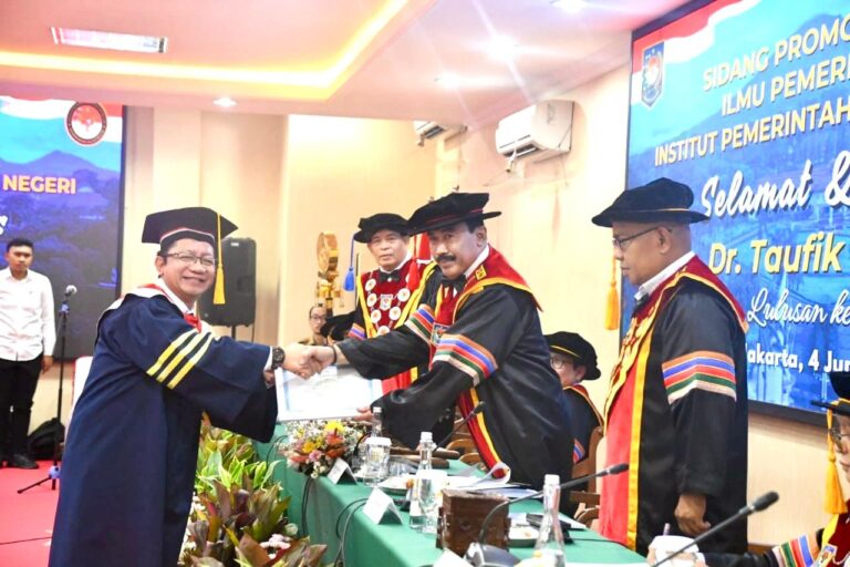 Dr. Taufik Madjid, S.Sos., M.Si. 4