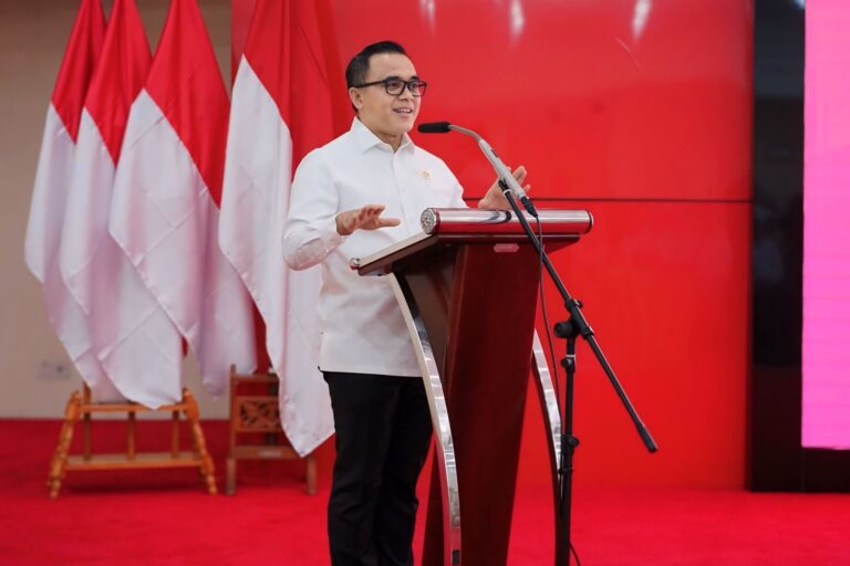 Menciptakan Birokrasi Super Efisien 1