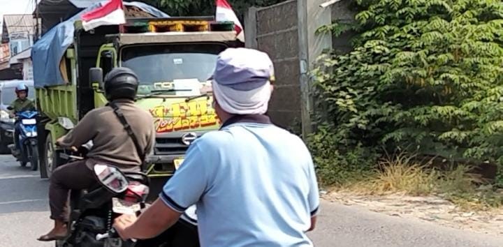 Ketua Karang Taruna Kecamatan Curug Angkat Bicara, Terkait Lalu Lalang Truk Tanah Resahkan Warga 3.1