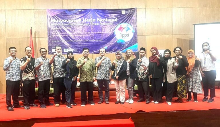 Meningkatkan Peran Penerbit Perguruan Tinggi Dalam Penguatan Akreditasi dan Literasi Digital