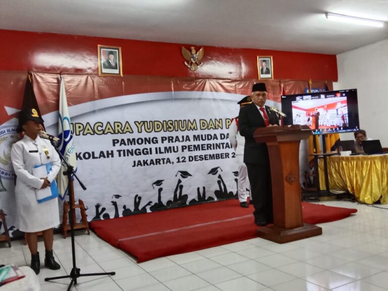 Prof. Dr. Drs. H. Ermaya Suradinata, S.H, MH, MS. 2