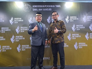 Rektor Universitas Pramita Indonesia Dr. Zalzulifa, M.Pd 1