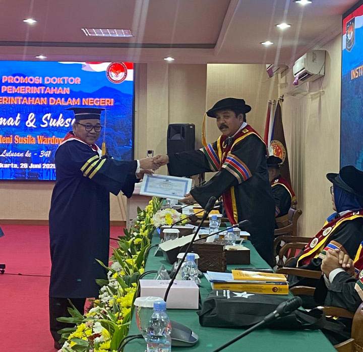 Dr. Heni Susila Wardoyo, S.H., MH