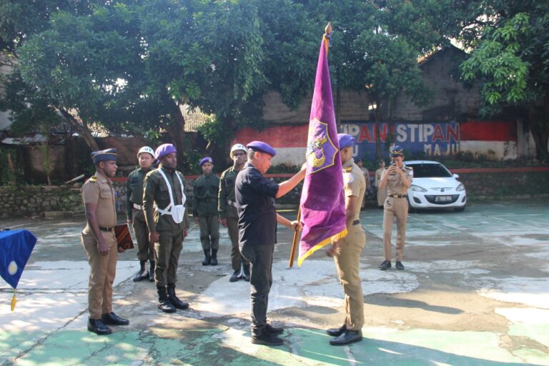 Dr. Rajanner P Simarmata M.Si. 6