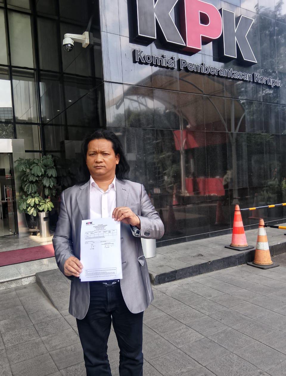 IPAR Laporkan Kadiskominfo Depok ke KPK 1