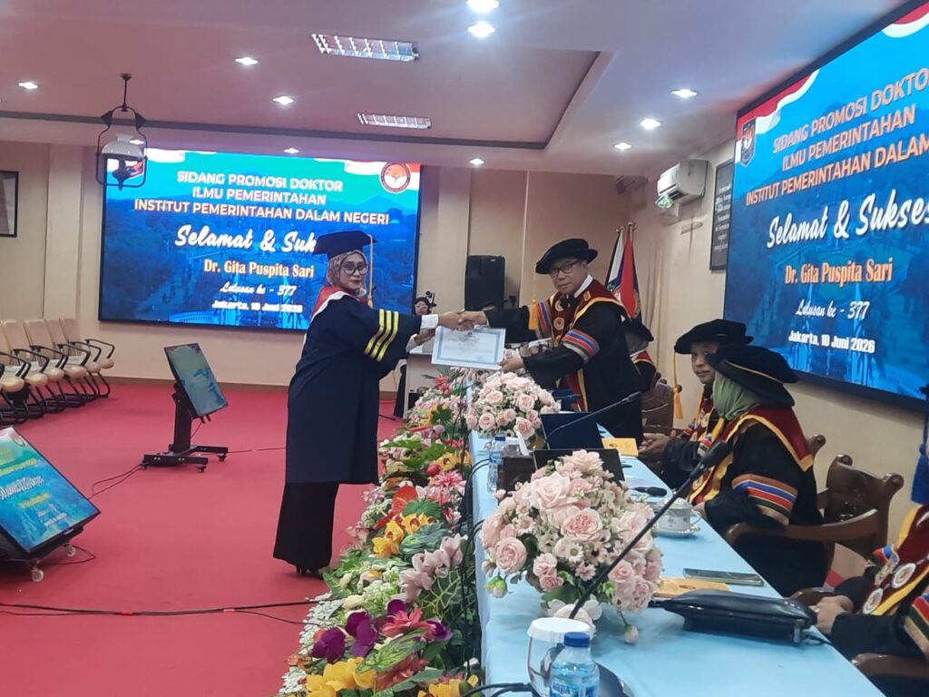 Dr. Gita Puspita Sari, S.STP, MSi. 3