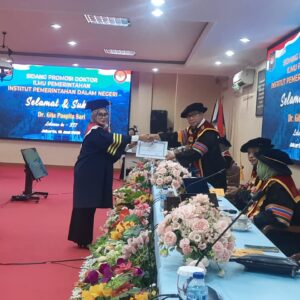 Dr. Gita Puspita Sari, S.STP, MSi. 3