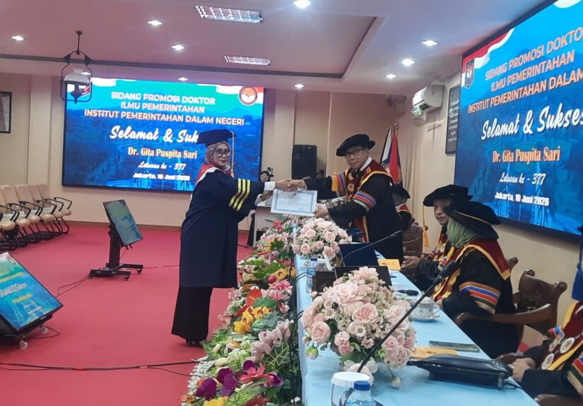 Dr. Gita Puspita Sari, S.STP, MSi. 3