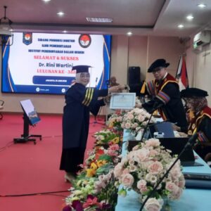 Dr. Rini Wartini, Ak., M.M., CA, CRMP, CSEP, CfrA, CGCAE. 4