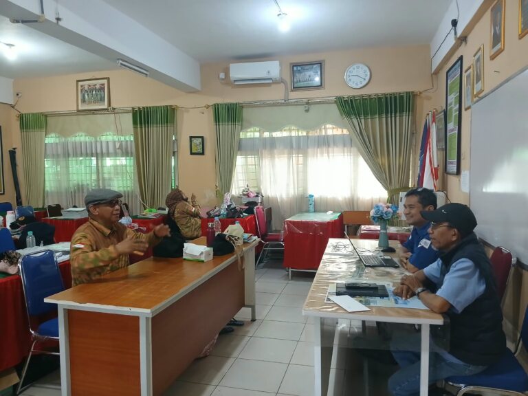 Ketua Umum Fesdikari Oberlin, S.H., M.E., M.M. 1
